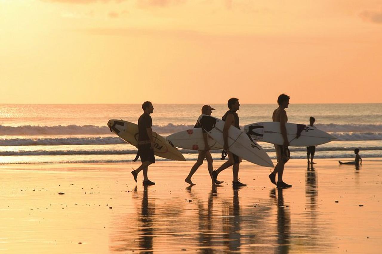 הוסטל Point Break Canggu מראה חיצוני תמונה