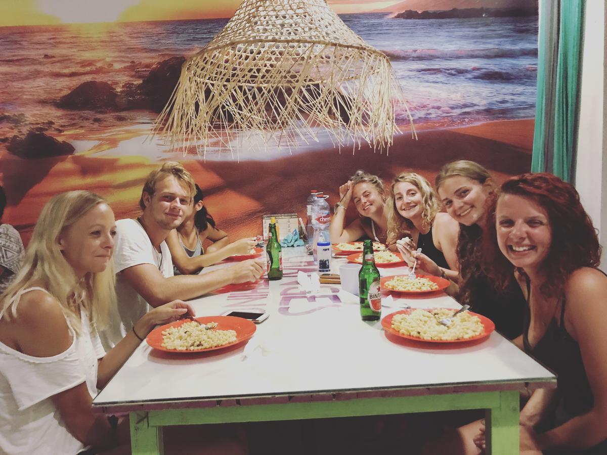 הוסטל Point Break Canggu מראה חיצוני תמונה